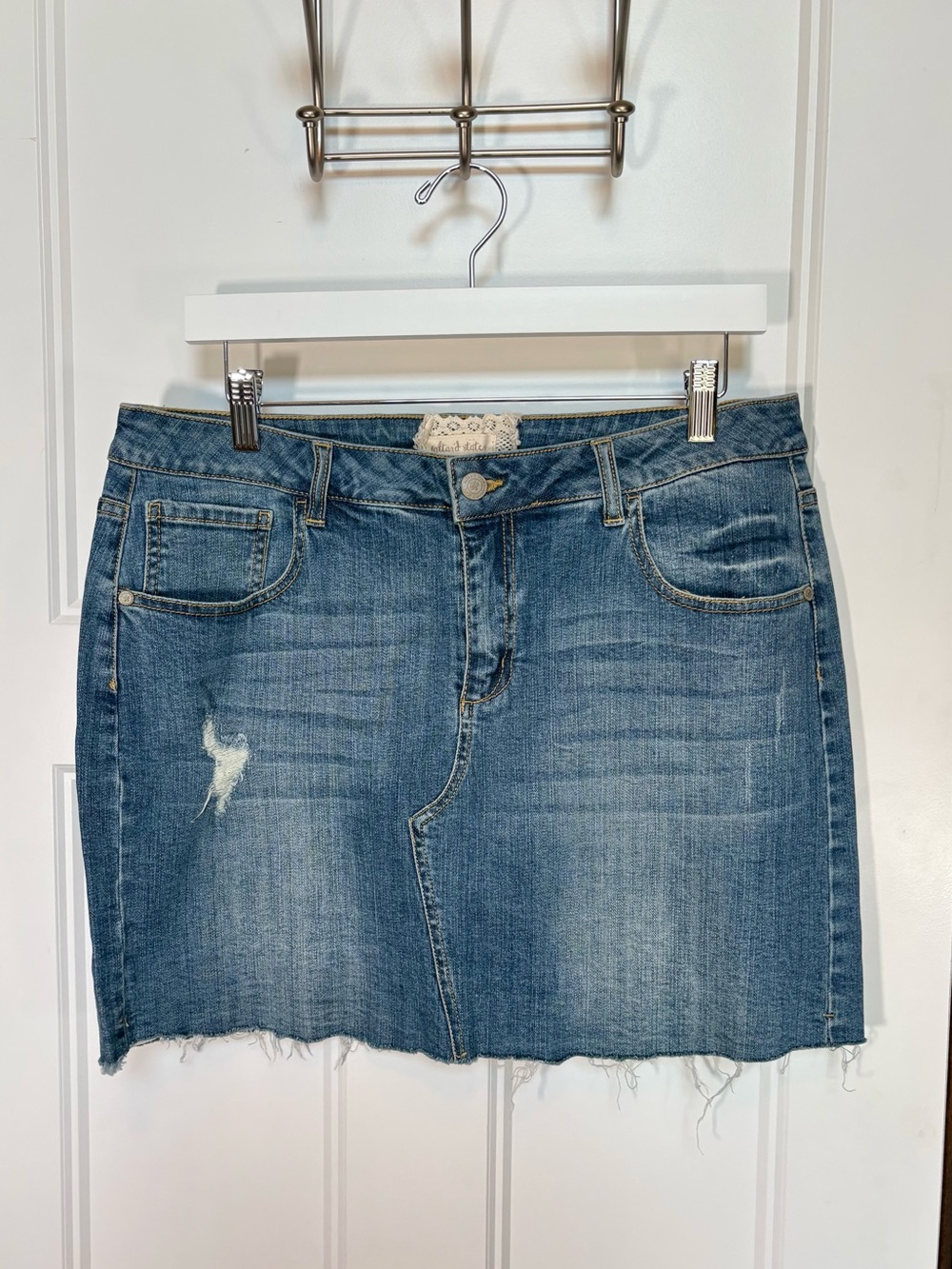 Altar'd State Distressed Denim Y2K Mini Skirt sz Large